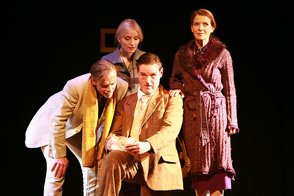 Szenenfoto &copy;  Kempf Theatergastspiele GmbH